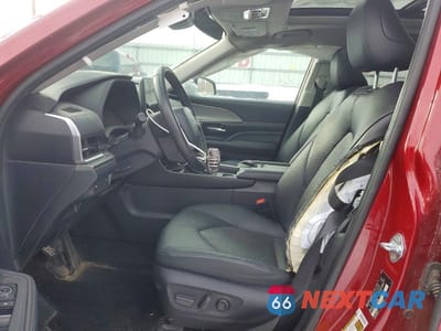 Zdjęcie 7 z 12 samochodu: 2024 TOYOTA GRAND HIGHLANDER XLE VIN:5TDAAAB55RS037720 - miniatura