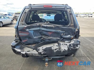 Zdjęcie 6 z 13 samochodu: 2004 JEEP GRAND CHEROKEE LAREDO VIN:1J4GW48S14C243812 - miniatura