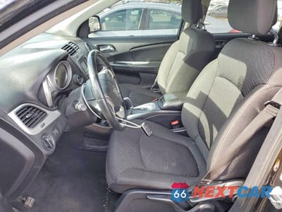 Zdjęcie 7 z 13 samochodu: 2018 DODGE JOURNEY SE VIN:3C4PDCAB4JT183962 - miniatura