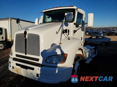 Drugie zdjęcie samochodu z przodu: 2017 KENWORTH CONSTRUCTION T400 VIN:3BKBA28X5HF158971 - miniatura
