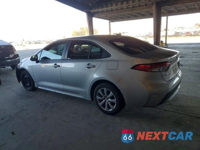 Drugie zdjęcie samochodu z przodu: 2021 TOYOTA COROLLA LE VIN:5YFEPMAE3MP191878 - miniatura