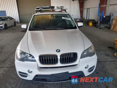 Piąte zdjęcie samochodu w środku: 2011 BMW X5 XDRIVE35I VIN:5UXZV4C51BL400043 - miniatura