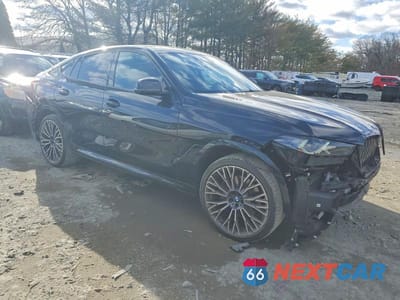 Czwarte zdjęcie samochodu z boku: 2024 BMW X6 XDRIVE40I VIN:5UX33EX08R9T65475 - miniatura