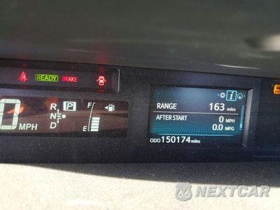 Zdjęcie 9 z 13 samochodu: 2016 TOYOTA PRIUS V VIN:JTDZN3EUXGJ047739 - miniatura