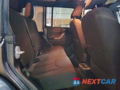 Zdjęcie 11 z 12 samochodu: 2016 JEEP WRANGLER UNLIMITED SPORT VIN:1C4BJWKG4GL293445 - miniatura