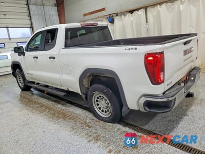 Drugie zdjęcie samochodu z przodu: 2022 GMC SIERRA K1500 VIN:1GTRUAED7NZ646510 - miniatura