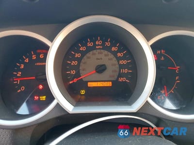 Zdjęcie 9 z 11 samochodu: 2010 TOYOTA TACOMA ACCESS CAB VIN:5TEUU4EN9AZ674456 - miniatura