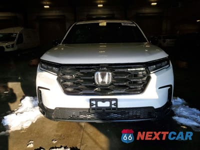 Piąte zdjęcie samochodu w środku: 2025 HONDA PILOT BLACK VIN:5FNYG1H99SB069216 - miniatura