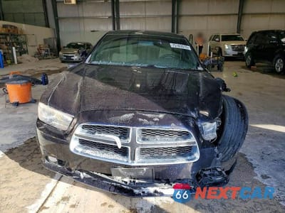 Piąte zdjęcie samochodu w środku: 2012 DODGE CHALLENGER SXT RWD VIN:2C3CDXDT5CH156716 - miniatura