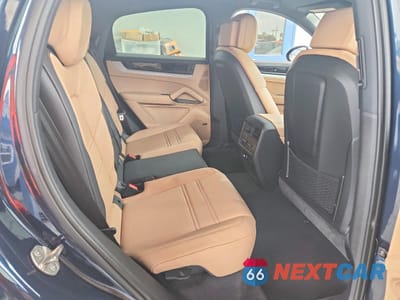 Zdjęcie 11 z 13 samochodu: 2026 PORSCHE CAYENNE S COUPE VIN:WP1BL2AY9TDA50178 - miniatura