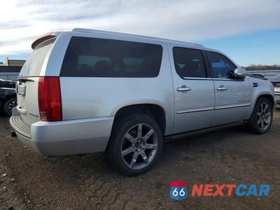 Trzecie zdjęcie samochodu z tyłu: 2012 CADILLAC ESCALADE ESV LUXURY VIN:1GYS4HEF7CR190379 - miniatura