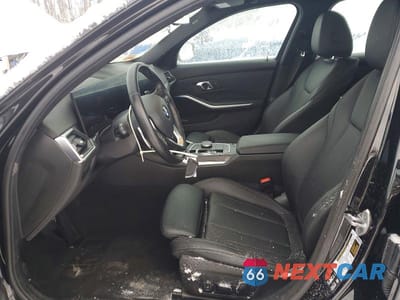 Zdjęcie 7 z 11 samochodu: 2024 BMW 330XI VIN:3MW89FF09R8E83488 - miniatura