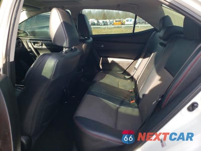 Zdjęcie 10 z 12 samochodu: 2017 TOYOTA COROLLA 50TH ANNIVERSARY SPECIAL EDITI VIN:5YFBURHE4HP616223 - miniatura