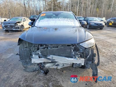 Piąte zdjęcie samochodu w środku: 2021 AUDI Q5 PREMIUM VIN:WA1AAAFY0M2093918 - miniatura