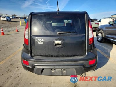 Zdjęcie 6 z 12 samochodu: 2013 KIA SOUL VIN:KNDJT2A5XD7610387 - miniatura