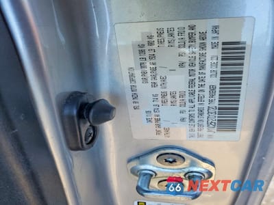 Zdjęcie 12 z 13 samochodu: 2007 MAZDA MX-5 MIATA VIN:JM1NC25F270130720 - miniatura