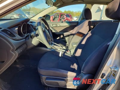Zdjęcie 7 z 12 samochodu: 2011 KIA FORTE EX VIN:KNAFU5A20B5356737 - miniatura