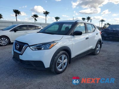 2020 NISSAN KICKS S 3N1CP5BV3LL496937 - główne zdjęcie licytacji z USA - miniatura