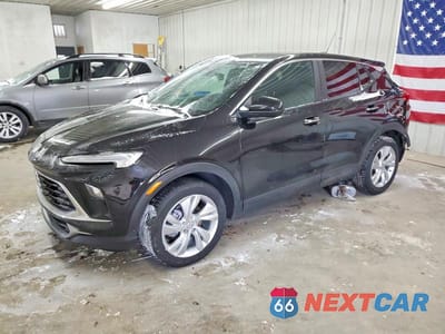 2025 BUICK ENCORE GX PREFERRED KL4AMBSL0SB176804 - główne zdjęcie licytacji z USA - miniatura
