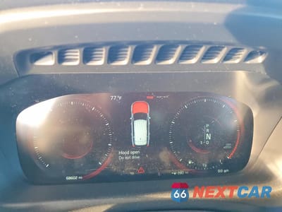 Zdjęcie 9 z 13 samochodu: 2018 VOLVO XC90 T6 VIN:YV4A22PK0J1207384 - miniatura