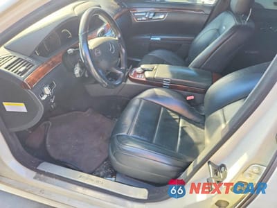 Zdjęcie 7 z 12 samochodu: 2009 MERCEDES-BENZ S 63 AMG VIN:WDDNG77X39A268521 - miniatura
