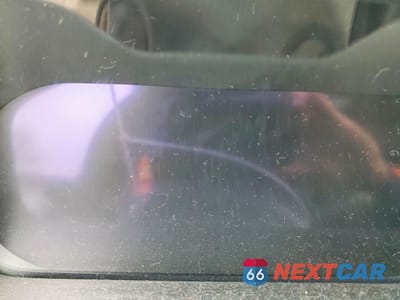 Zdjęcie 9 z 13 samochodu: 2023 VOLVO XC40 RECHARGE PLUS VIN:YV4ED3UW7P2070262 - miniatura