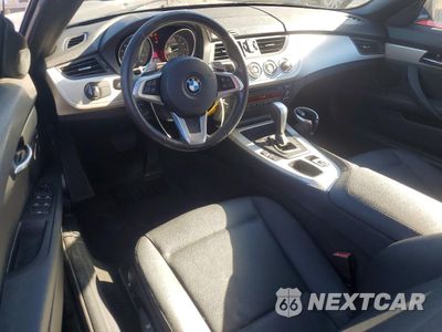 Zdjęcie 8 z 12 samochodu: 2011 BMW Z4 SDRIVE30I VIN:WBALM5C51BE380314 - miniatura
