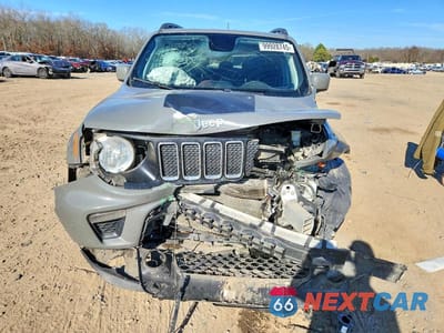 Piąte zdjęcie samochodu w środku: 2020 JEEP RENEGADE LATITUDE VIN:ZACNJABB3LPL52038 - miniatura