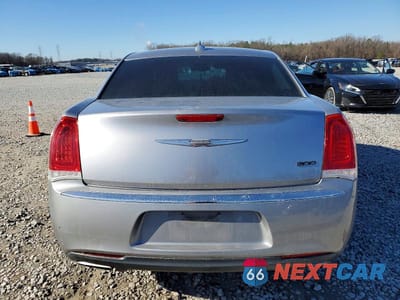 Zdjęcie 6 z 12 samochodu: 2015 CHRYSLER 300 LIMITED VIN:2C3CCAAG2FH779478 - miniatura