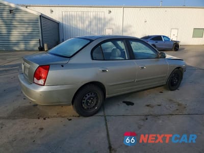 Trzecie zdjęcie samochodu z tyłu: 2005 HYUNDAI ELANTRA GLS VIN:KMHDN46D35U010313 - miniatura