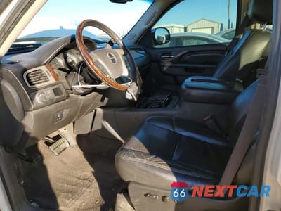 Zdjęcie 7 z 11 samochodu: 2013 GMC SIERRA K1500 DENALI VIN:3GTP2XE24DG109588 - miniatura