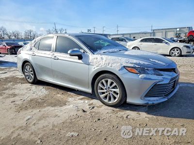 Czwarte zdjęcie samochodu z boku: 2021 TOYOTA CAMRY LE VIN:4T1C11AK7MU462307 - miniatura