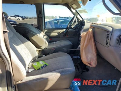 Zdjęcie 7 z 12 samochodu: 2005 CHEVROLET ASTRO VIN:1GNDM19X55B132802 - miniatura