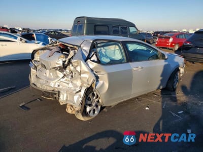 Trzecie zdjęcie samochodu z tyłu: 2018 TOYOTA COROLLA VIN:2T1BURHE2JC065165 - miniatura