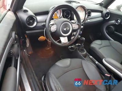 Zdjęcie 8 z 13 samochodu: 2009 MINI COOPER S VIN:WMWMF73599TW86600 - miniatura