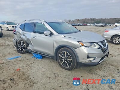 Czwarte zdjęcie samochodu z boku: 2020 NISSAN ROGUE S VIN:5N1AT2MTXLC736535 - miniatura