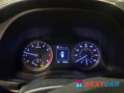 Zdjęcie 9 z 13 samochodu: 2017 HYUNDAI TUCSON LIMITED VIN:KM8J3CA42HU303344 - miniatura