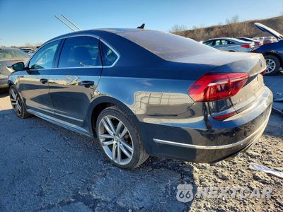 Drugie zdjęcie samochodu z przodu: 2017 VOLKSWAGEN PASSAT R-LINE VIN:1VWDT7A30HC049488 - miniatura