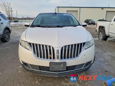 Piąte zdjęcie samochodu w środku: 2011 LINCOLN MKX VIN:2LMDJ8JK6BBJ31545 - miniatura