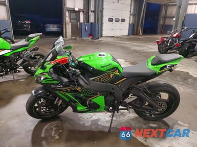Trzecie zdjęcie samochodu z tyłu: 2020 KAWASAKI ZX1002 VIN:JKBZXVE12LA004931 - miniatura