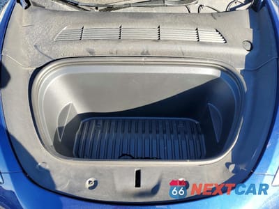 Zdjęcie 12 z 14 samochodu: 2025 TESLA MODEL Y VIN:7SAYGAEE8SF267371 - miniatura