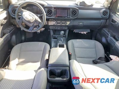 Zdjęcie 8 z 11 samochodu: 2020 TOYOTA TACOMA SR VIN:5TFAX5GN8LX170942 - miniatura