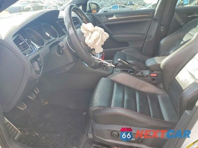 Zdjęcie 7 z 11 samochodu: 2018 VOLKSWAGEN GTI S VIN:3VW547AU0JM264738 - miniatura