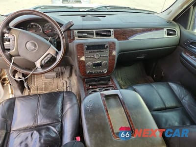 Zdjęcie 8 z 11 samochodu: 2008 GMC NEW SIERRA C1500 DENALI VIN:2GTEC638081181411 - miniatura