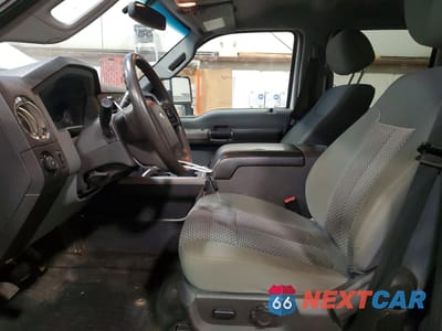 Zdjęcie 7 z 13 samochodu: 2015 FORD F350 SUPER DUTY VIN:1FT8W3B69FEA78678 - miniatura