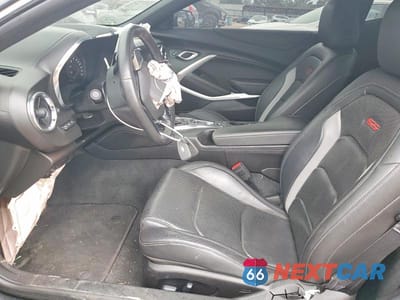 Zdjęcie 7 z 11 samochodu: 2019 CHEVROLET CAMARO SS VIN:1G1FH1R79K0115894 - miniatura