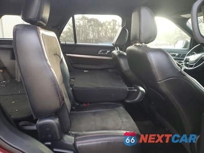 Zdjęcie 11 z 14 samochodu: 2018 FORD EXPLORER XLT VIN:1FM5K8D82JGA18731 - miniatura