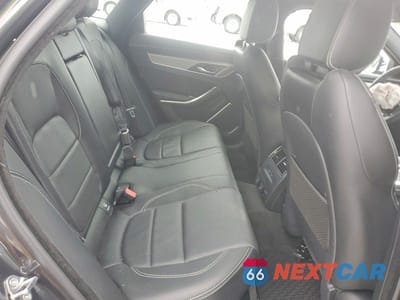 Zdjęcie 10 z 12 samochodu: 2024 JAGUAR XF R-DYNAMIC SE VIN:SAJBL4GXXRCY97559 - miniatura