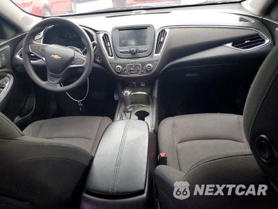 Zdjęcie 8 z 12 samochodu: 2016 CHEVROLET MALIBU LT VIN:1G1ZE5ST8GF308661 - miniatura