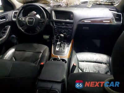 Zdjęcie 8 z 12 samochodu: 2010 AUDI Q5 PREMIUM PLUS VIN:WA1LKAFP3AA055758 - miniatura